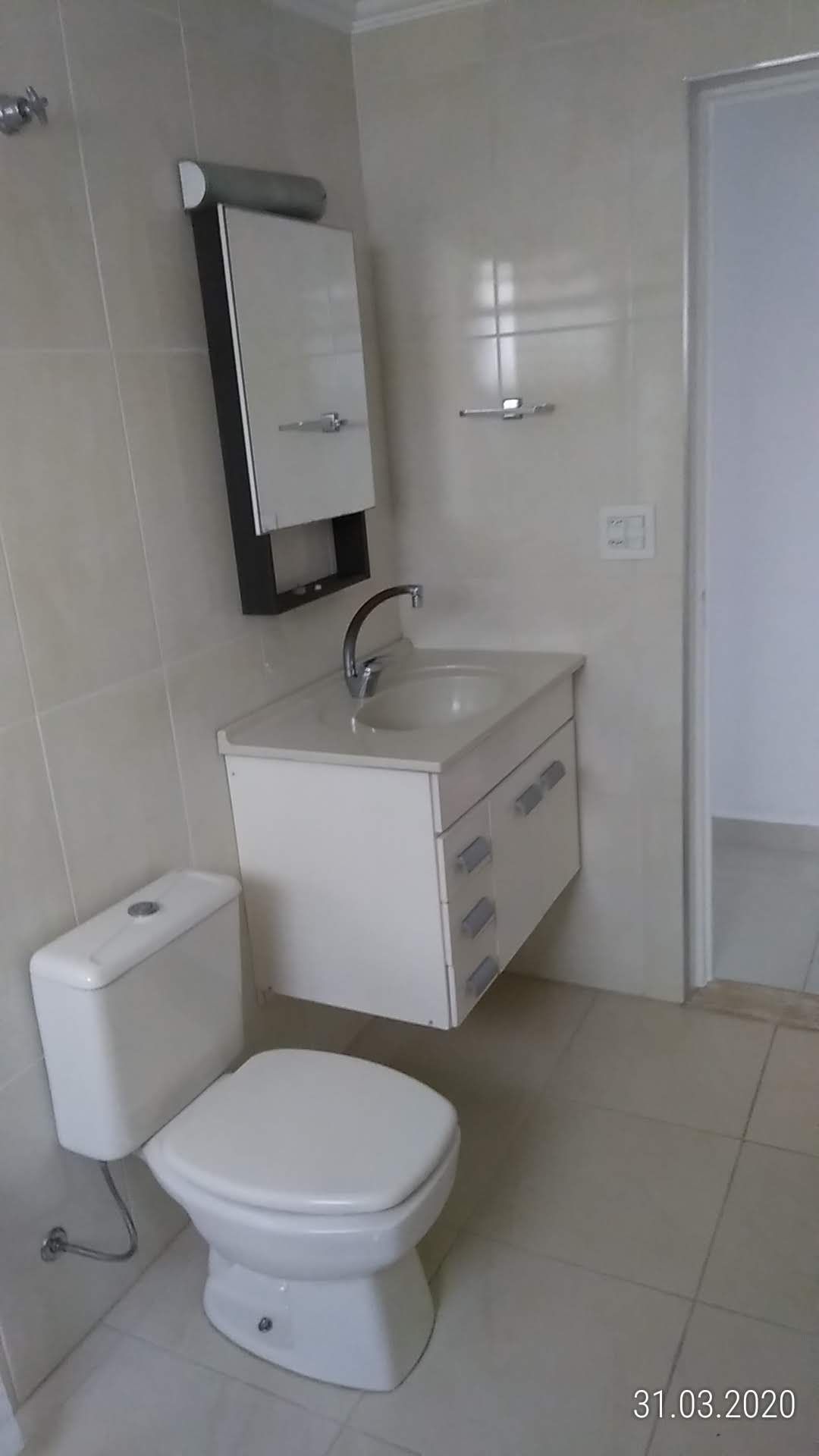 Apartamento para alugar com 3 quartos, 84m² - Foto 11