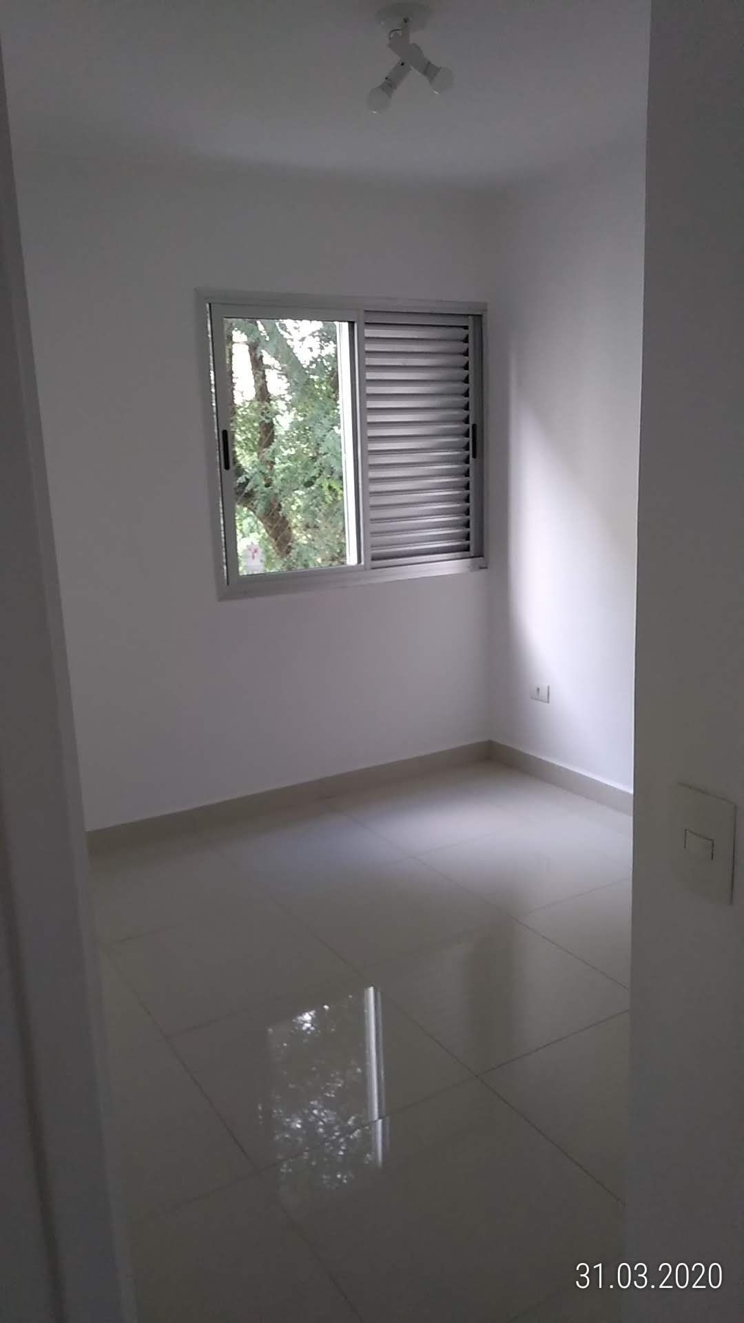 Apartamento para alugar com 3 quartos, 84m² - Foto 13