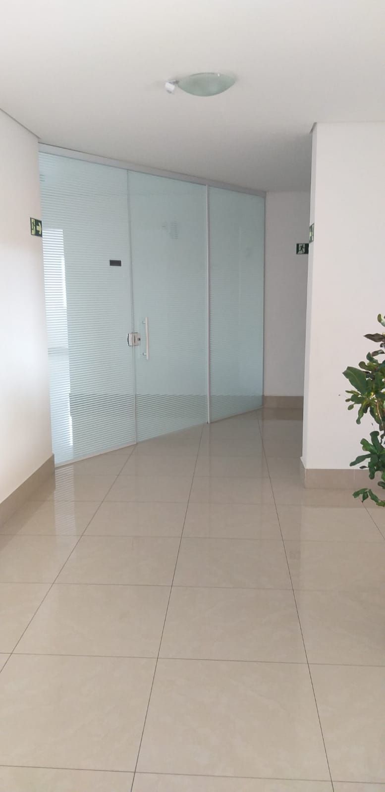 Apartamento para alugar com 2 quartos, 53m² - Foto 15