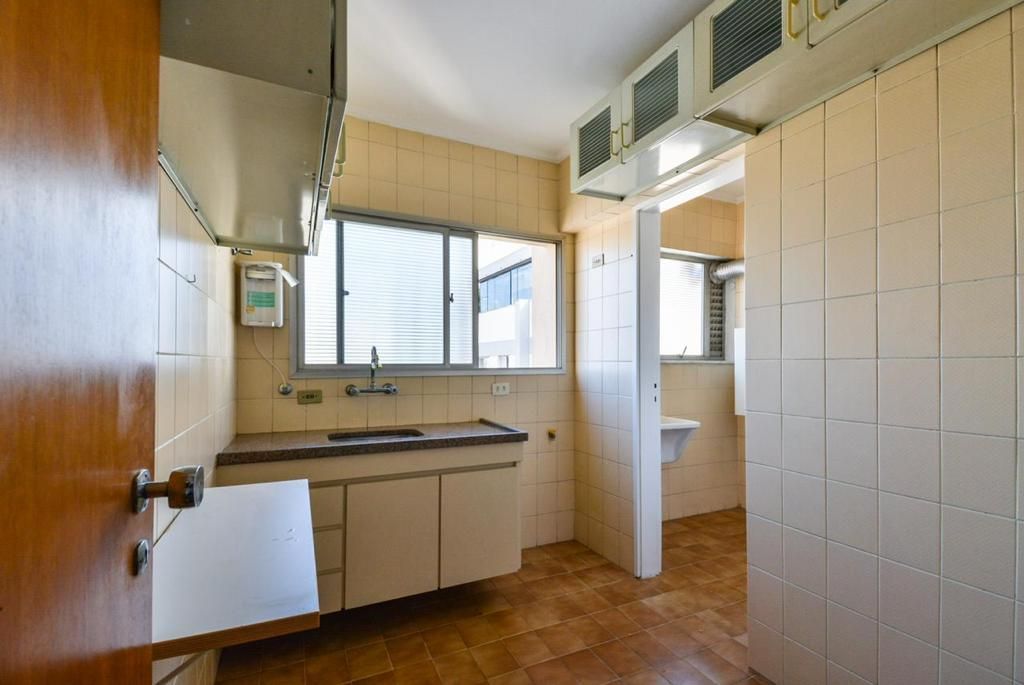 Apartamento à venda com 3 quartos, 122m² - Foto 6