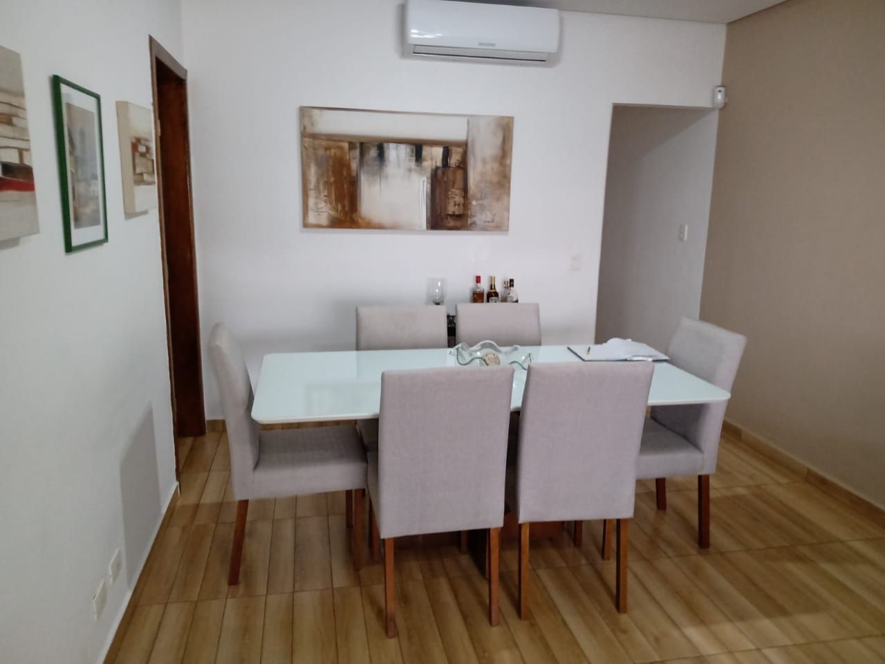 Casa à venda com 3 quartos, 150m² - Foto 2