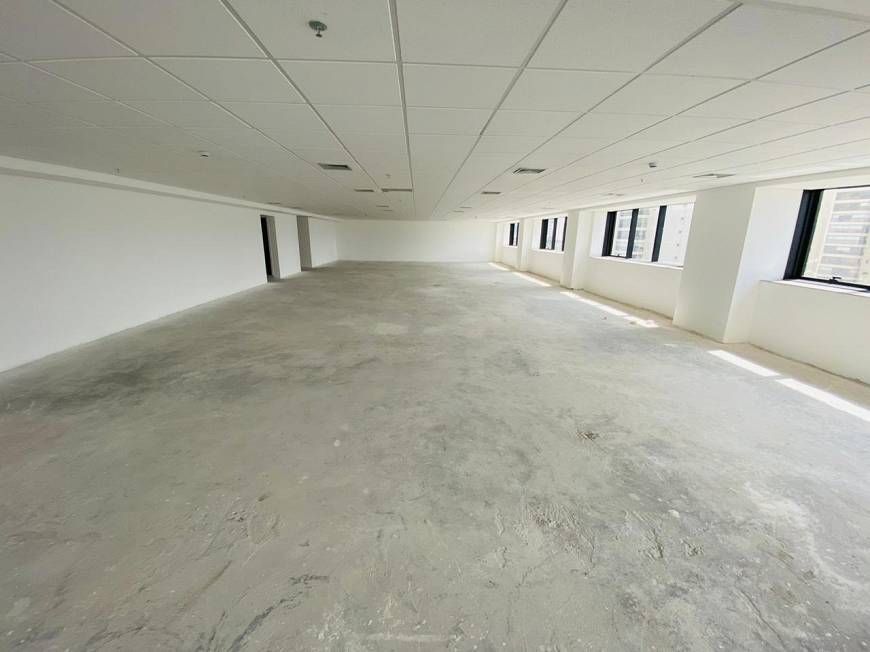 Prédio Inteiro para alugar com 4 quartos, 1060m² - Foto 32