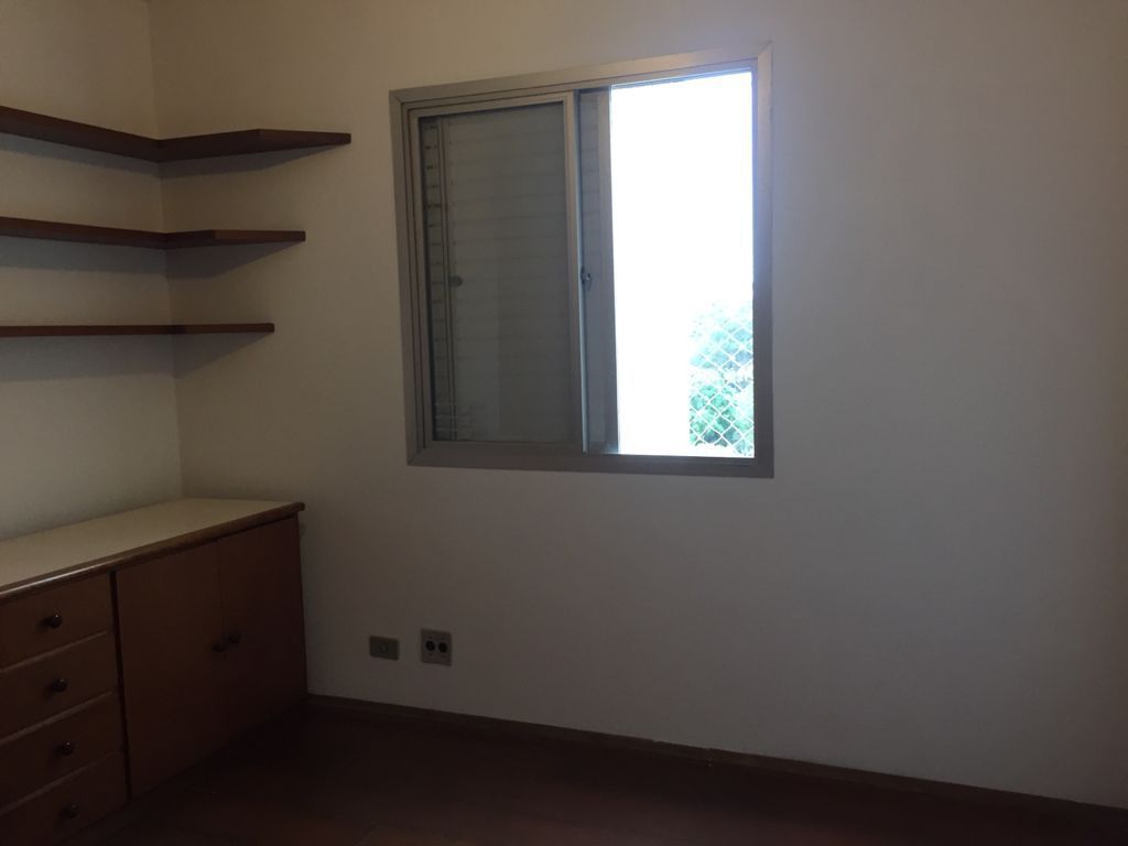 Apartamento à venda com 3 quartos, 93m² - Foto 15