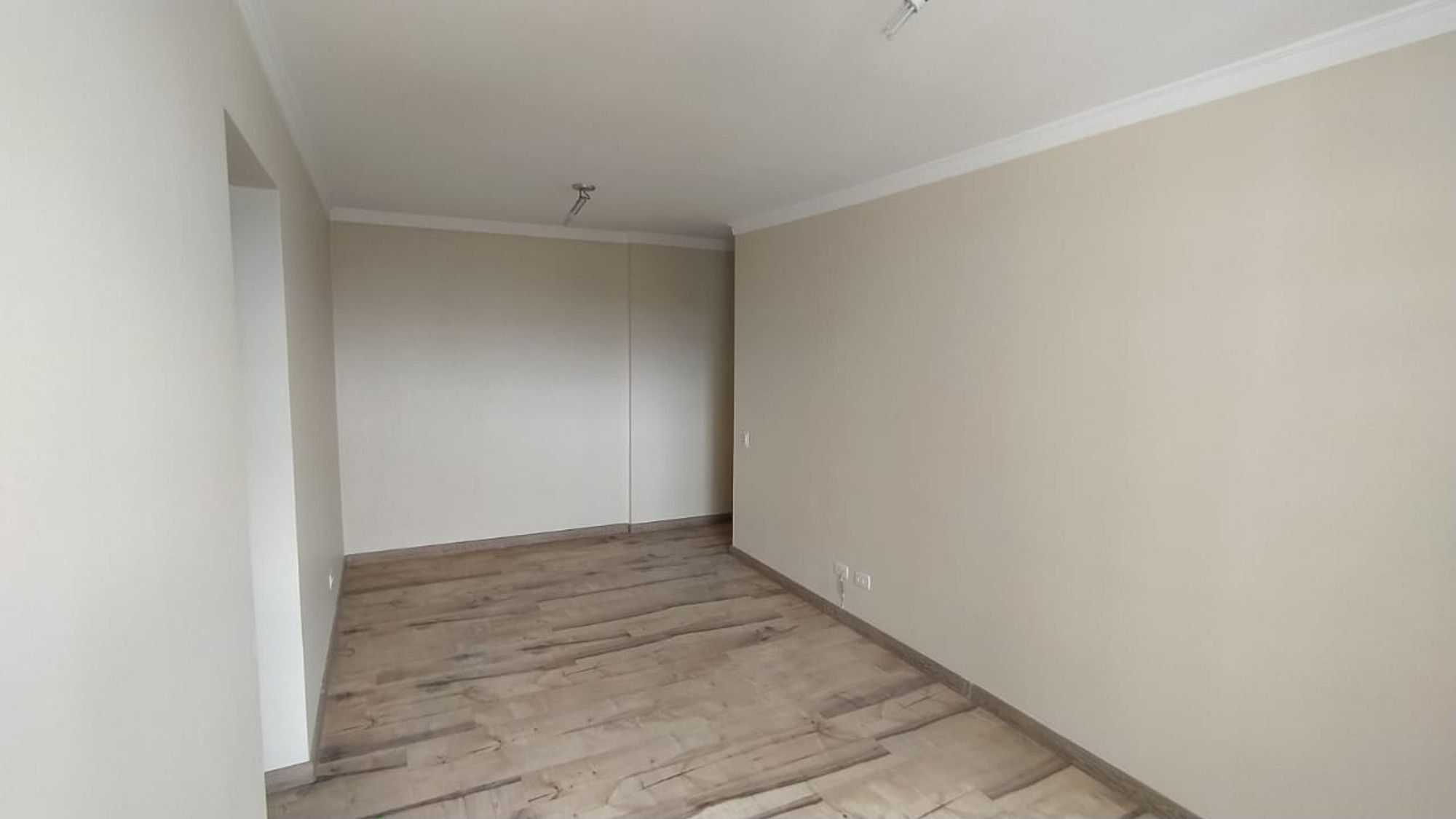 Apartamento à venda com 2 quartos, 65m² - Foto 1