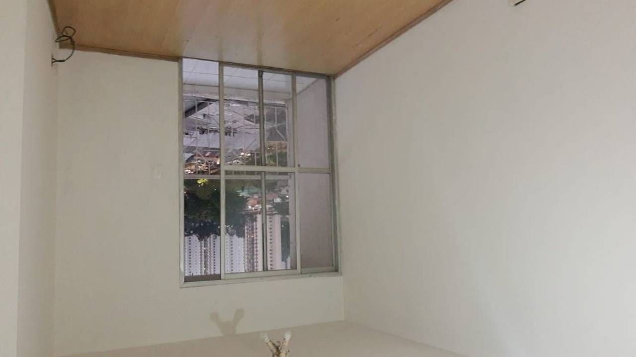 Apartamento à venda com 3 quartos, 74m² - Foto 4