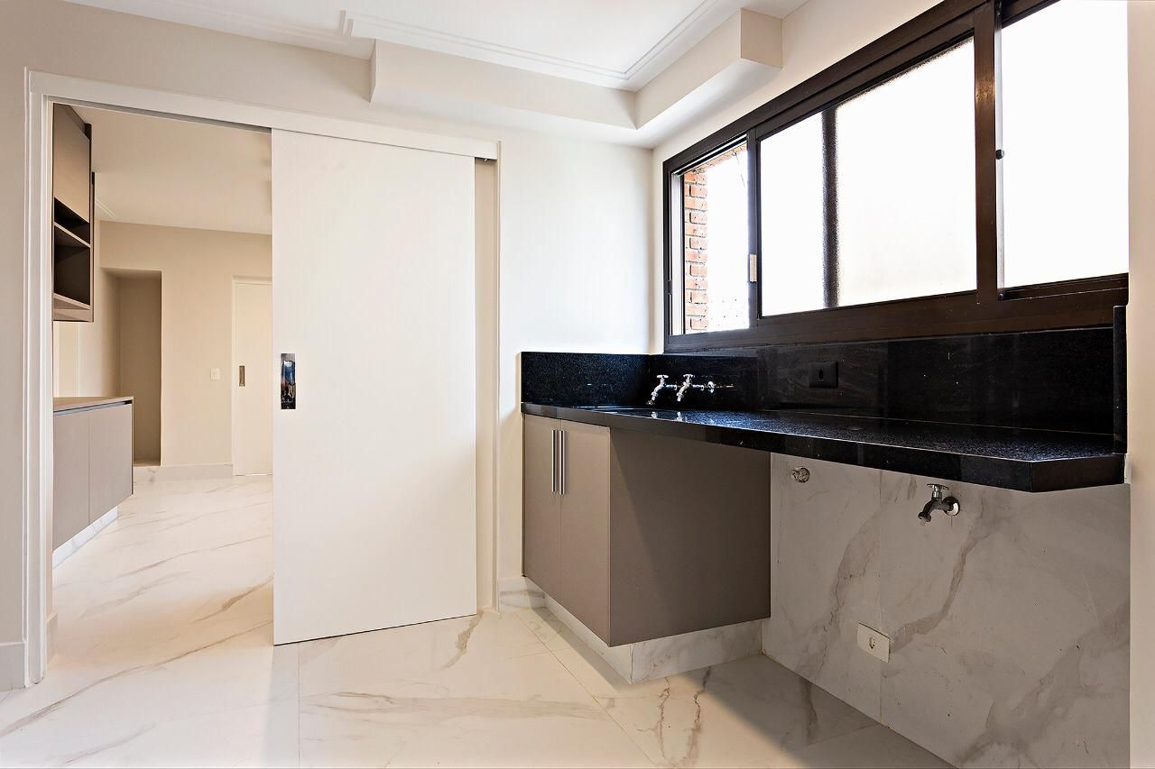 Apartamento à venda com 3 quartos, 210m² - Foto 10