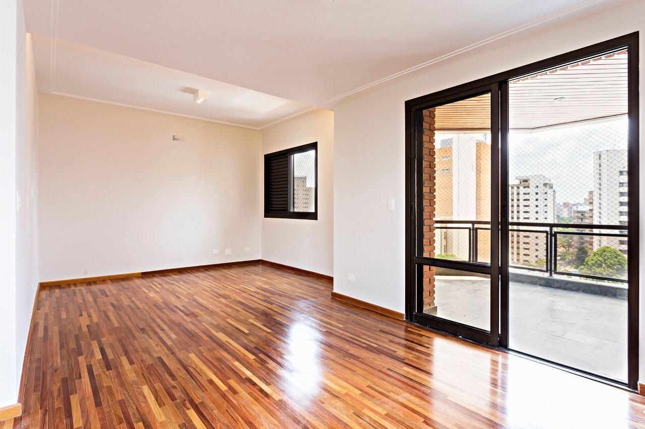 Apartamento à venda com 3 quartos, 210m² - Foto 5