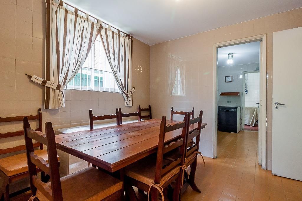 Casa à venda com 4 quartos, 241m² - Foto 12