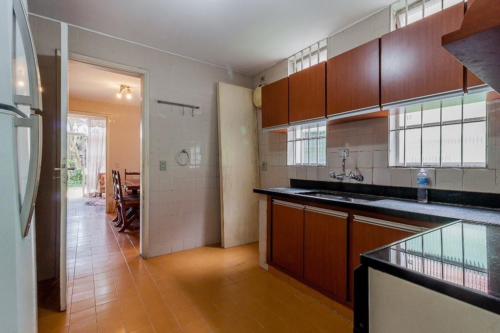 Casa à venda com 4 quartos, 241m² - Foto 14