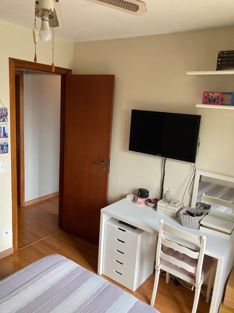 Apartamento à venda com 3 quartos, 93m² - Foto 2