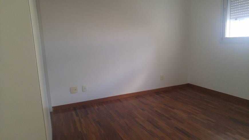 Apartamento para alugar com 3 quartos, 135m² - Foto 9