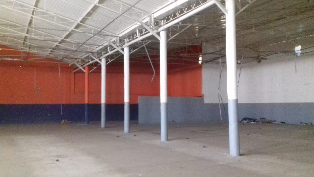 Depósito-Galpão, 2800 m² - Foto 2