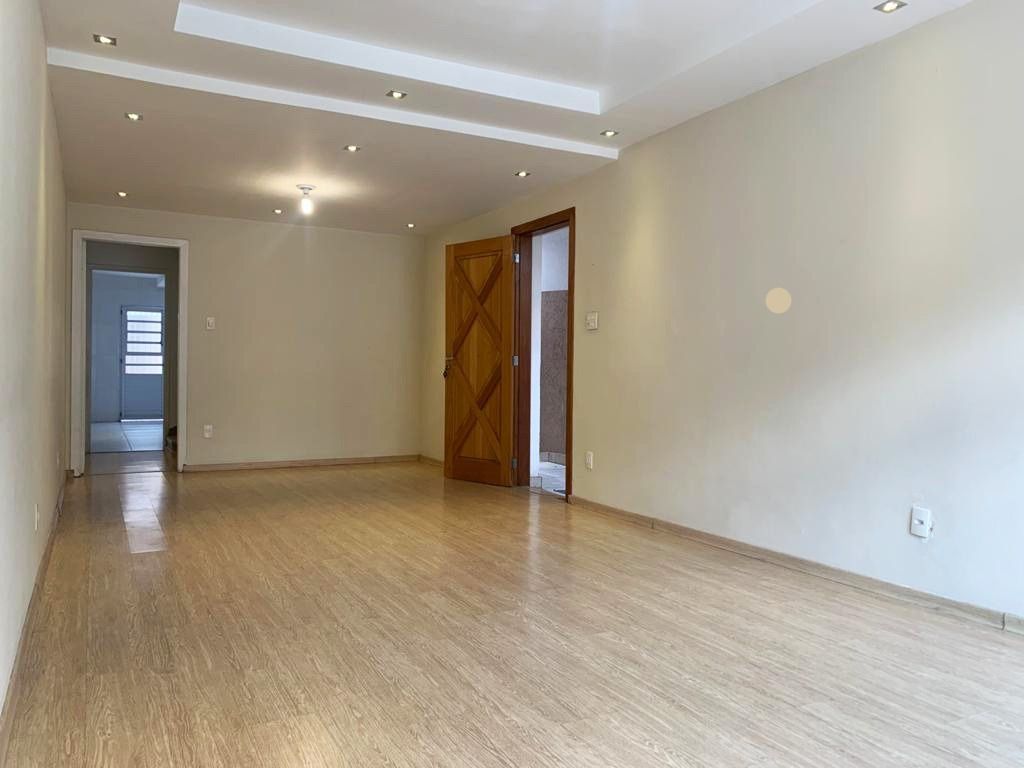 Sobrado à venda com 3 quartos, 130m² - Foto 3