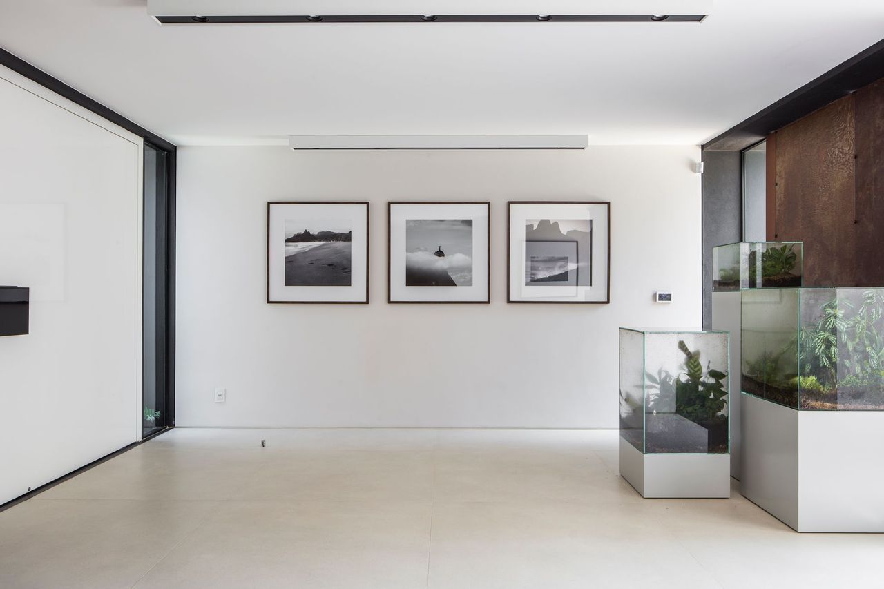 Casa à venda com 3 quartos, 723m² - Foto 1