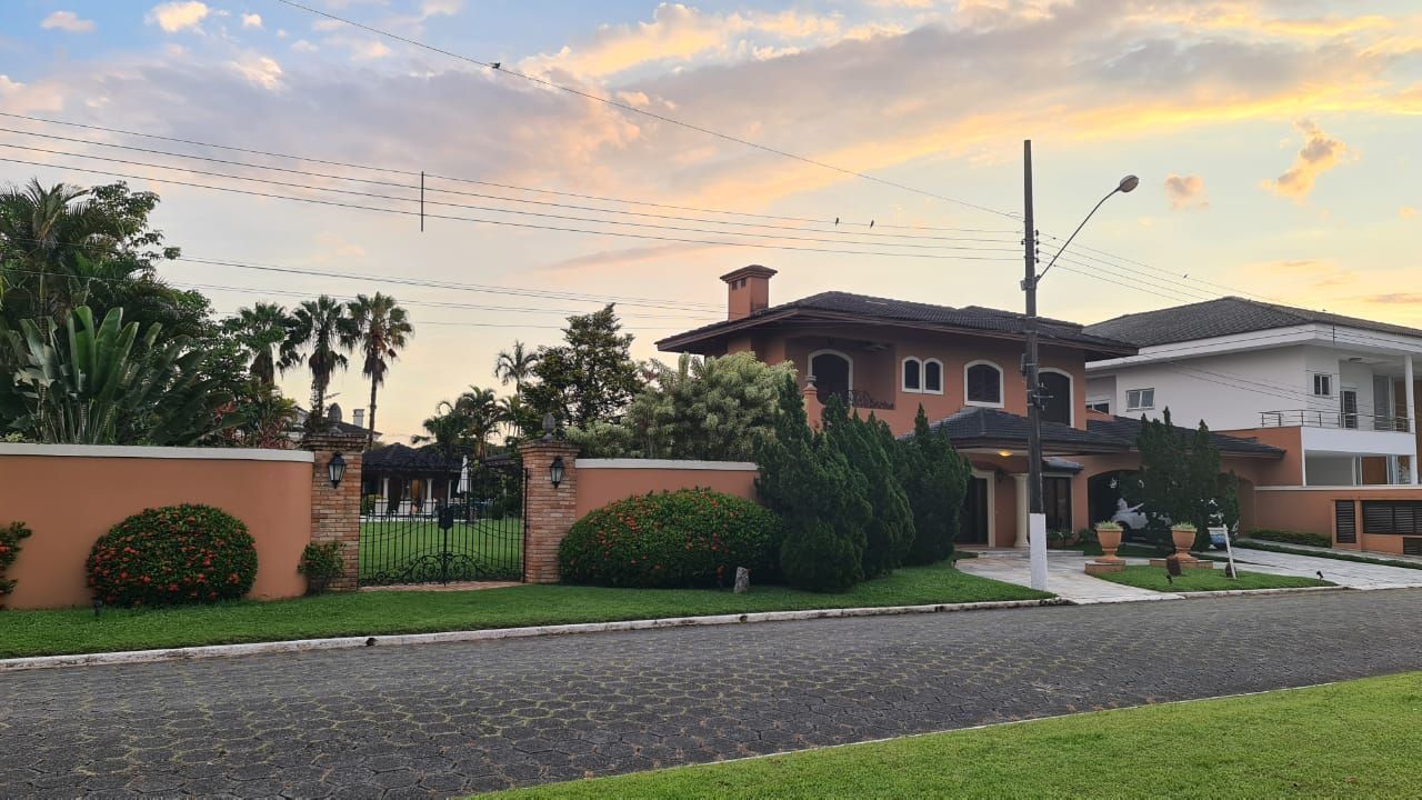 Casa, 6 quartos, 675 m² - Foto 1