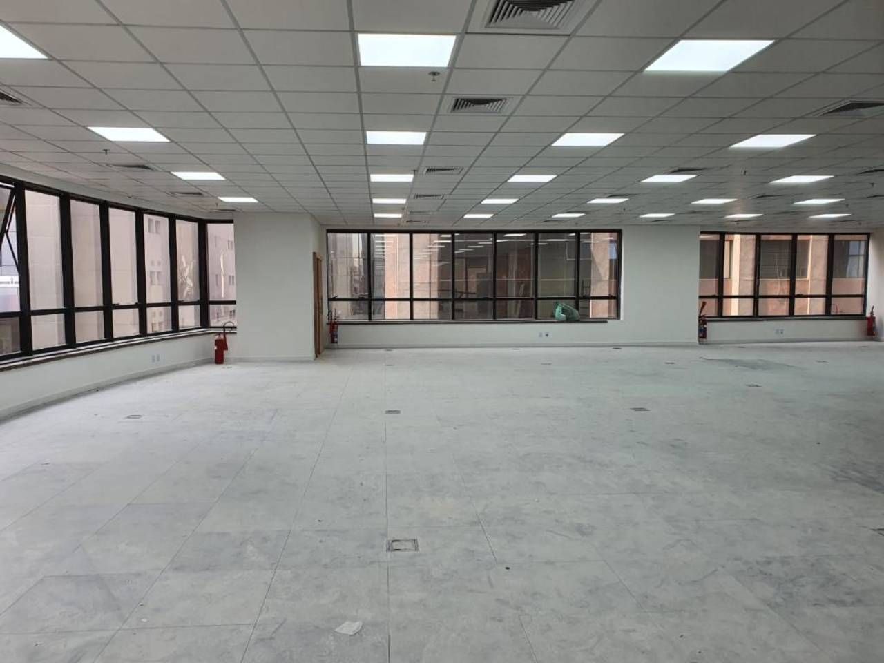 Prédio Inteiro para alugar, 299m² - Foto 10