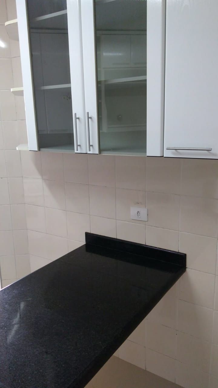 Apartamento à venda com 2 quartos, 65m² - Foto 13