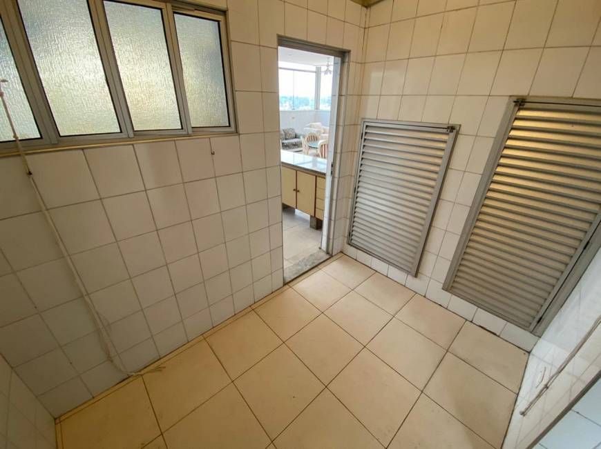 Apartamento à venda com 4 quartos, 309m² - Foto 31