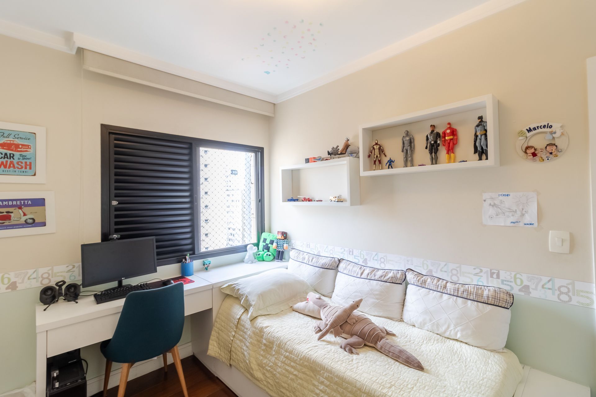 Apartamento à venda com 3 quartos, 140m² - Foto 5