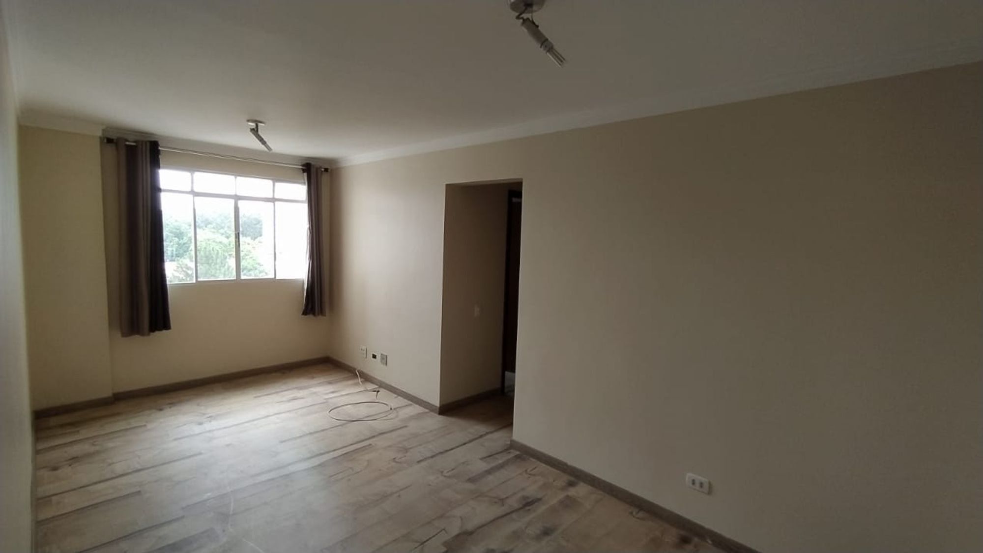 Apartamento à venda com 2 quartos, 65m² - Foto 3