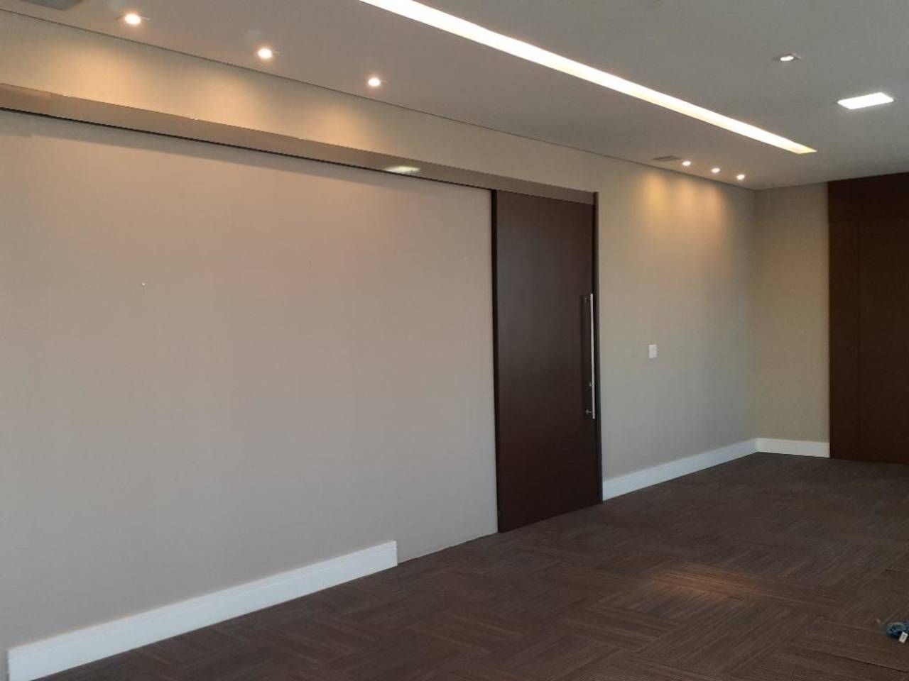 Prédio Inteiro para alugar com 4 quartos, 299m² - Foto 18