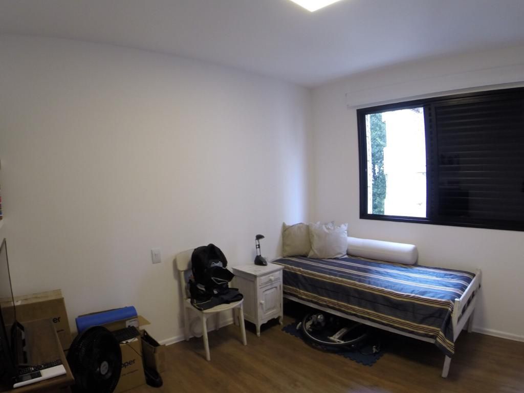 Apartamento à venda com 3 quartos, 116m² - Foto 19