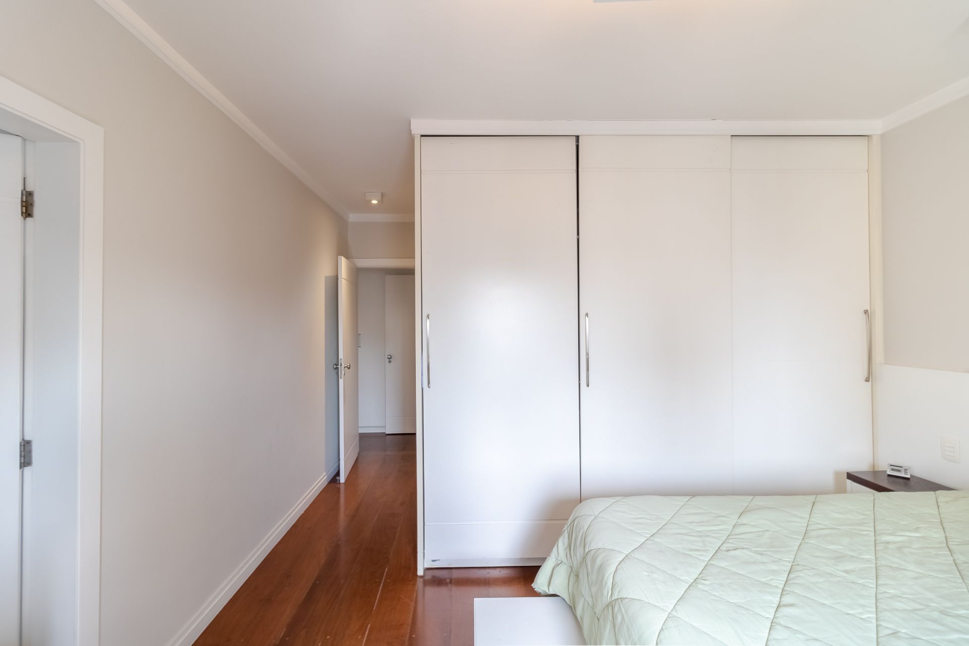 Apartamento à venda com 3 quartos, 140m² - Foto 17