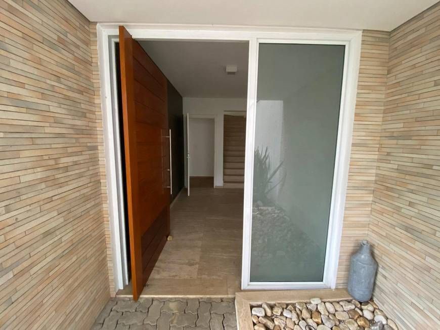 Casa à venda com 4 quartos, 425m² - Foto 2