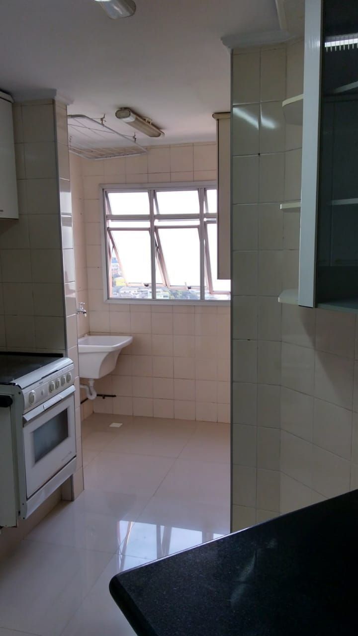 Apartamento à venda com 2 quartos, 65m² - Foto 16