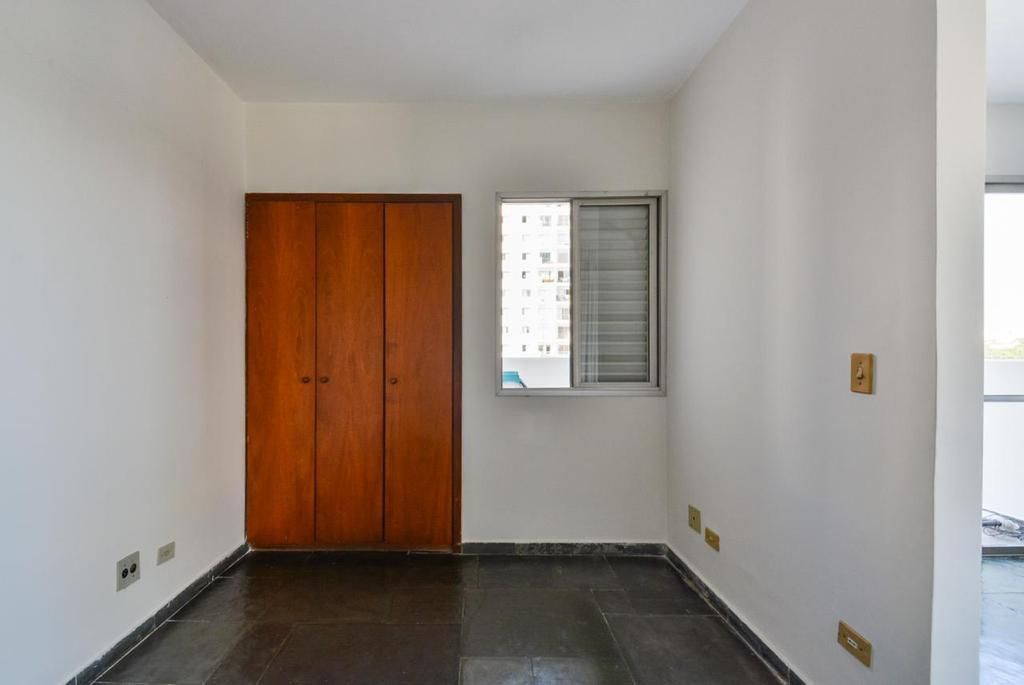 Apartamento à venda com 3 quartos, 122m² - Foto 4