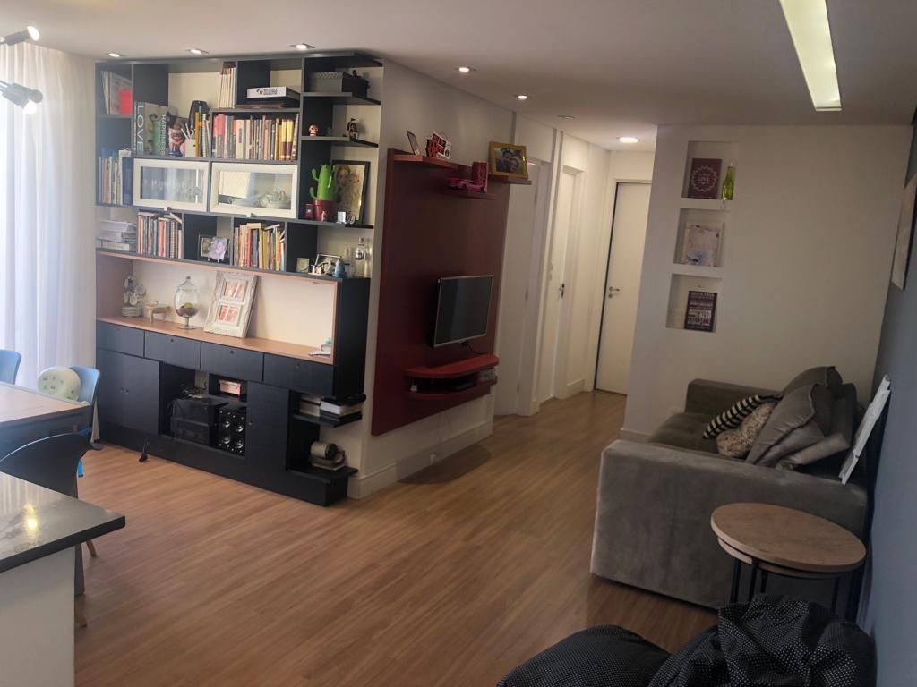 Apartamento à venda com 2 quartos, 65m² - Foto 3