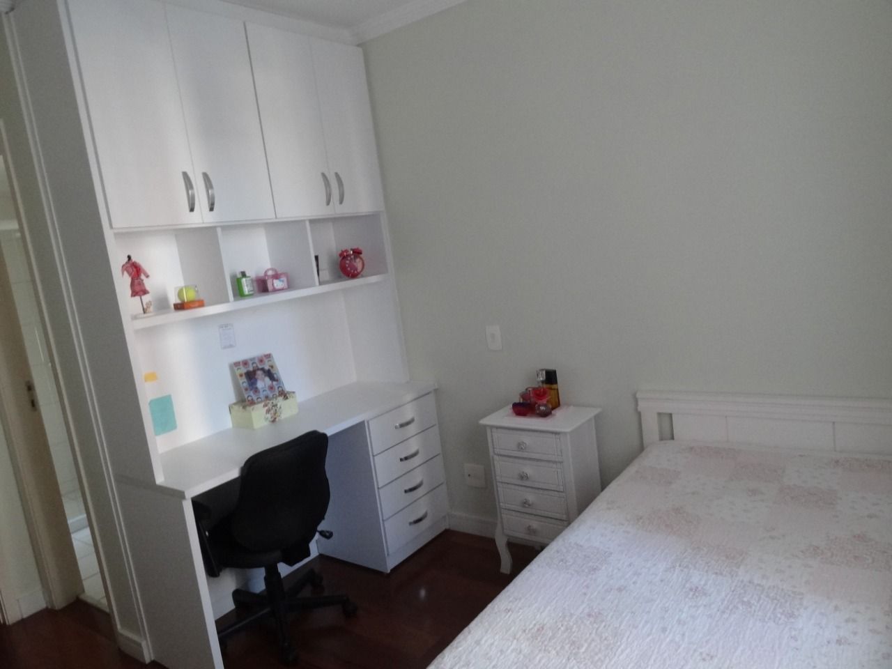 Apartamento à venda com 4 quartos, 210m² - Foto 6