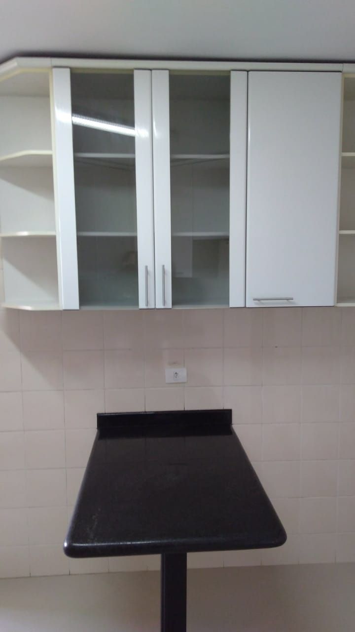 Apartamento à venda com 2 quartos, 65m² - Foto 17