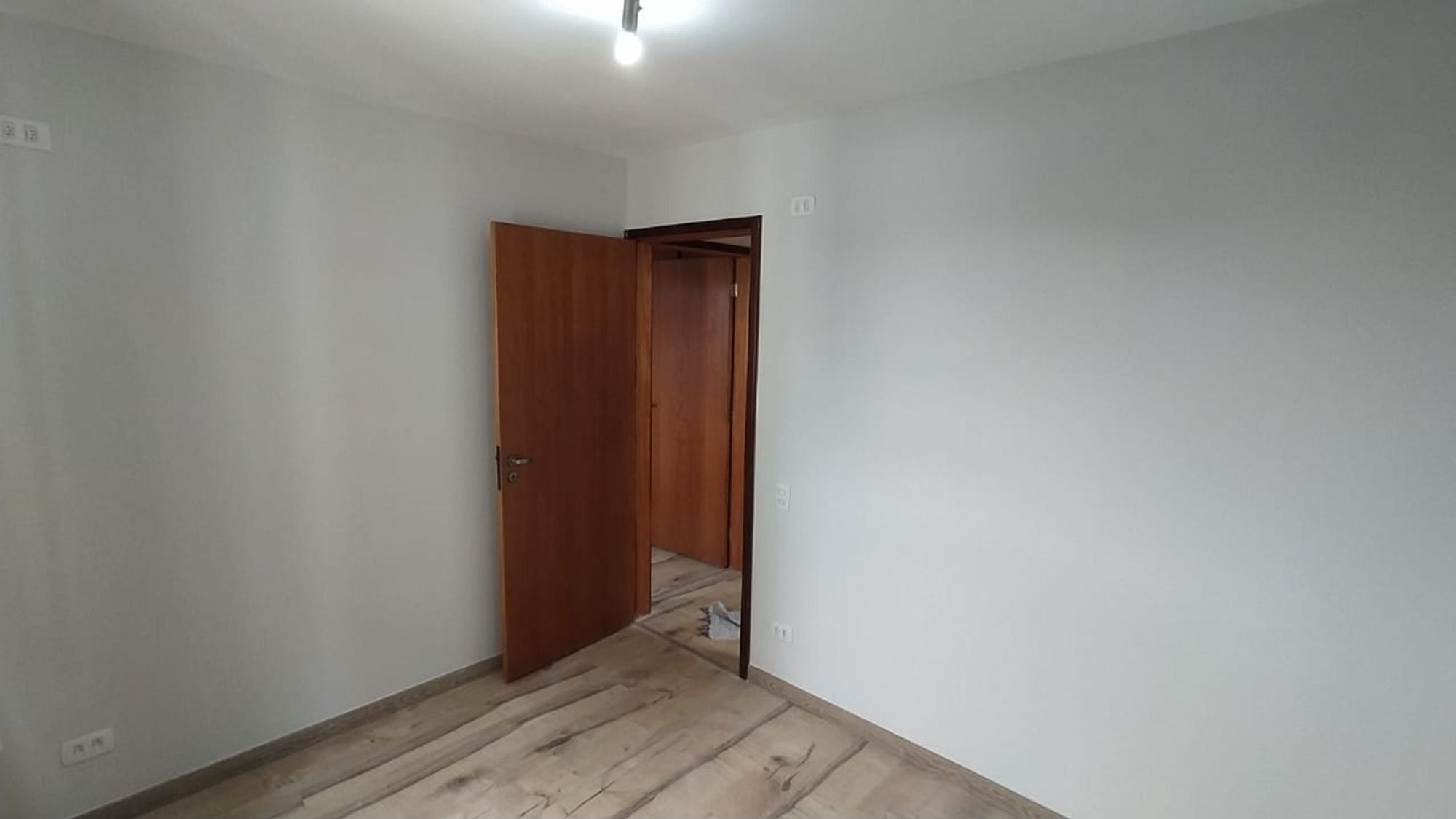 Apartamento à venda com 2 quartos, 65m² - Foto 4