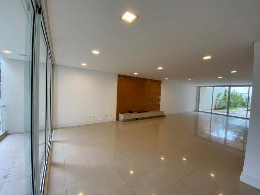 Casa à venda com 4 quartos, 425m² - Foto 12