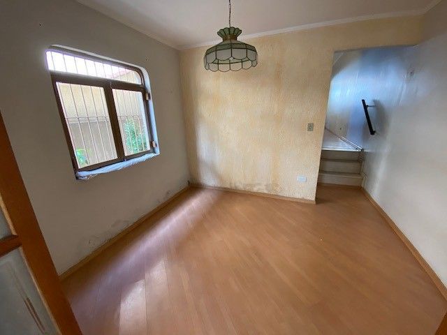 Casa à venda com 3 quartos, 138m² - Foto 2