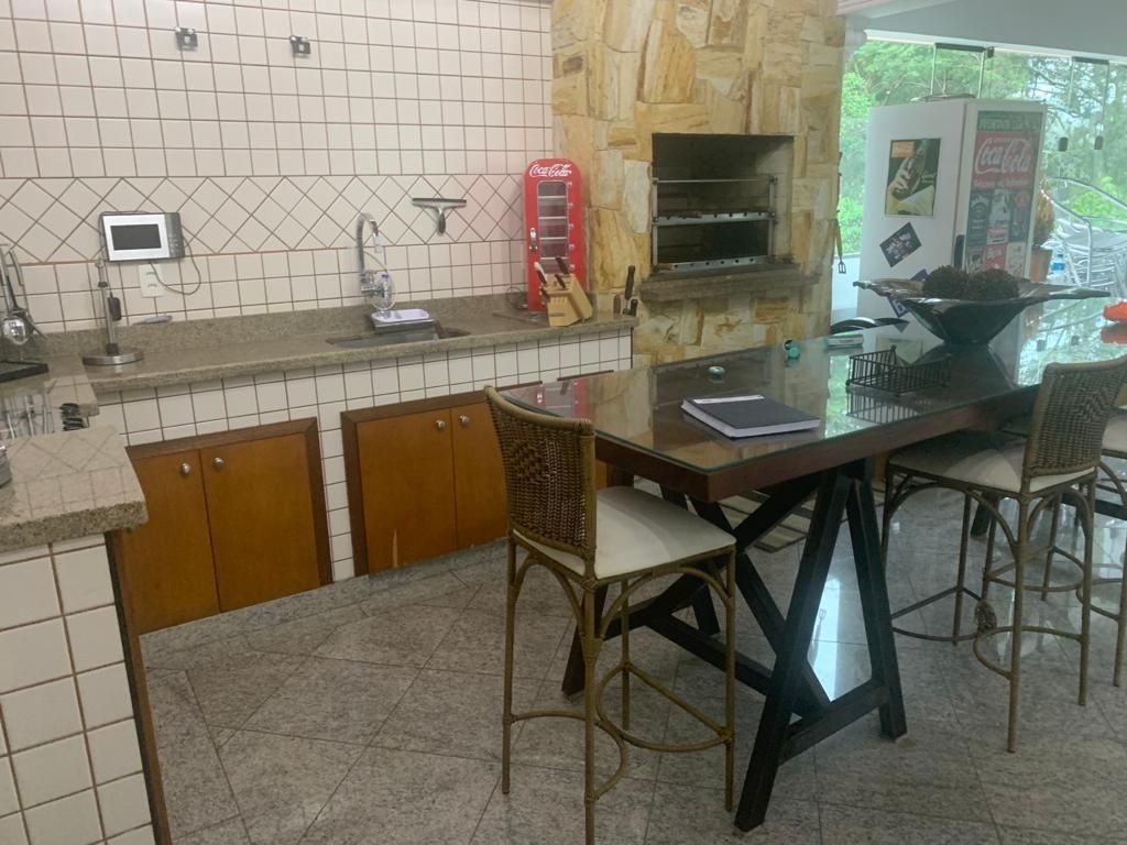 Casa à venda com 4 quartos, 277m² - Foto 28