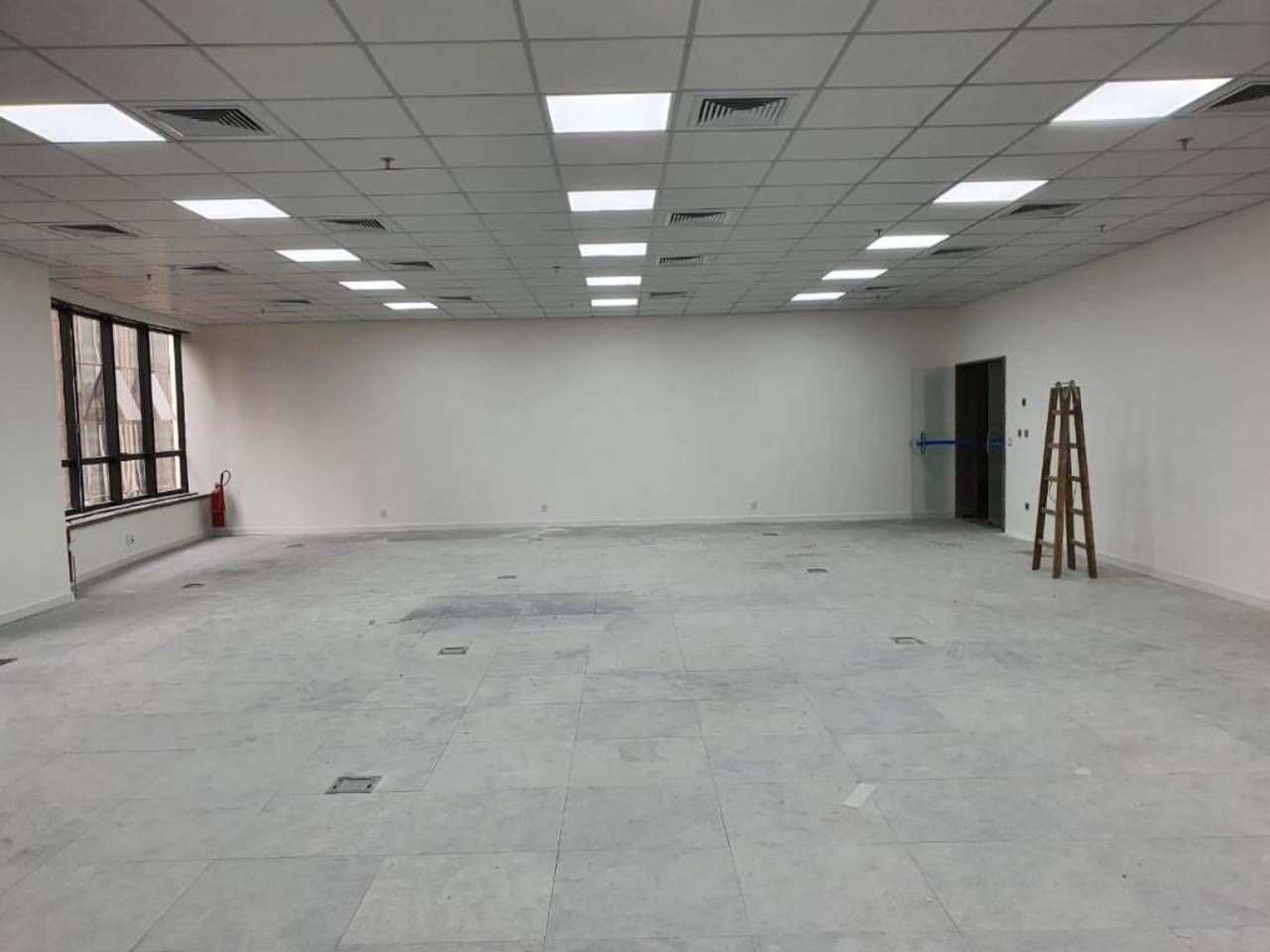 Prédio Inteiro para alugar, 299m² - Foto 8