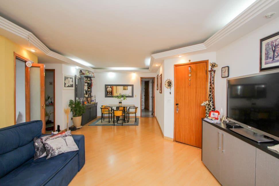 Apartamento à venda com 3 quartos, 105m² - Foto 2