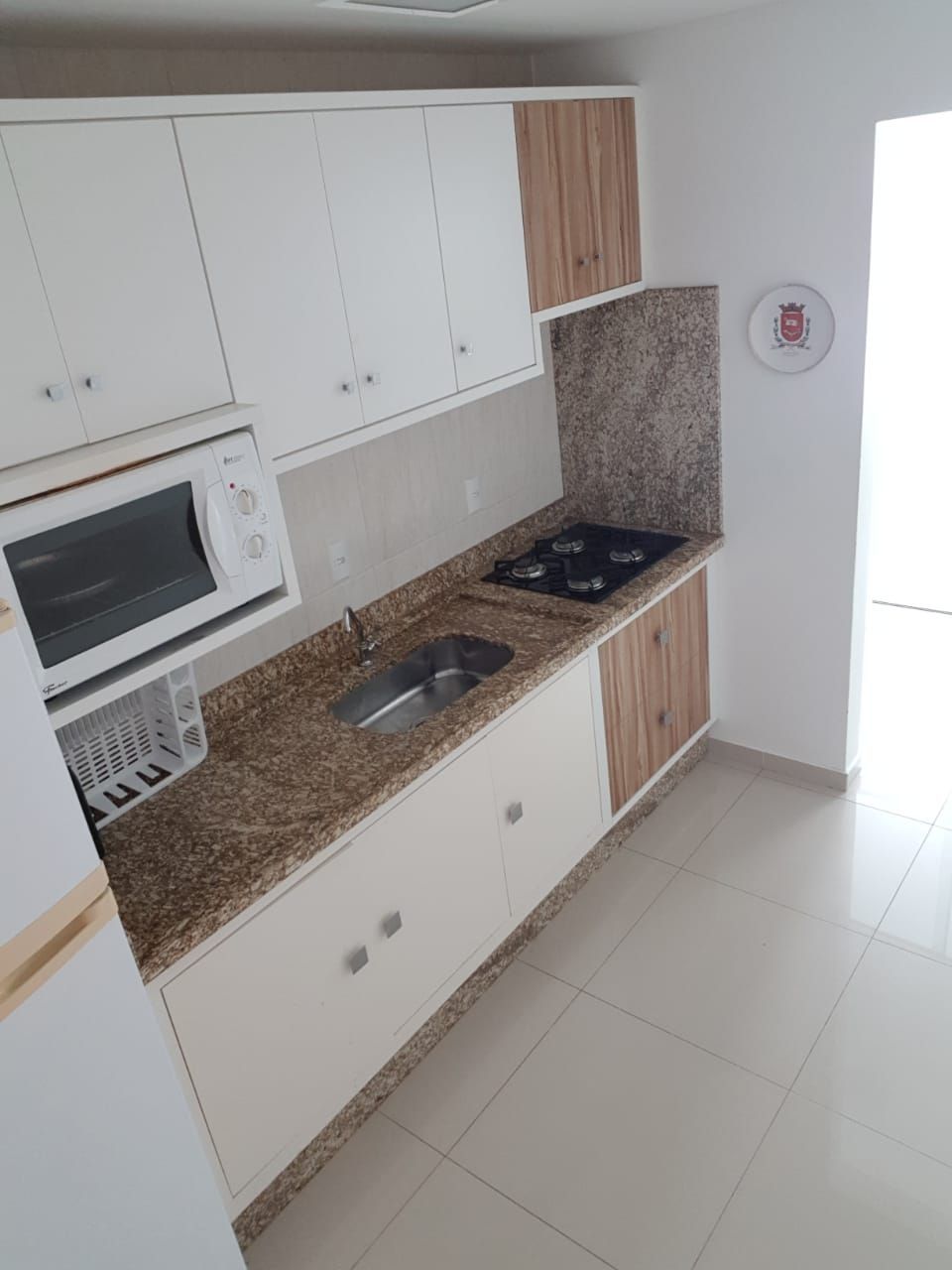 Apartamento com 2 Dormitórios para alugar, 70 m² por R$ 180,00
