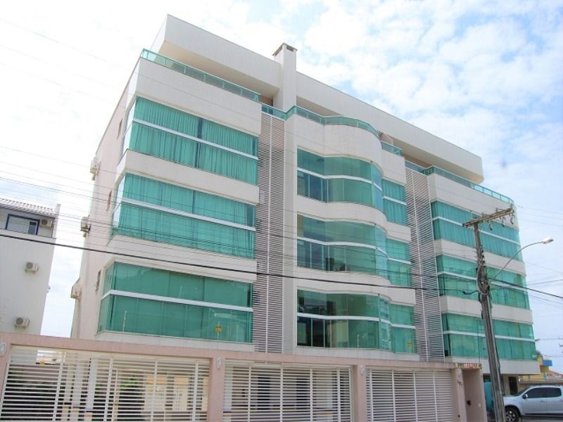 Apartamento com 3 Dormitórios à venda, 143 m² por R$ 1.800.000,00