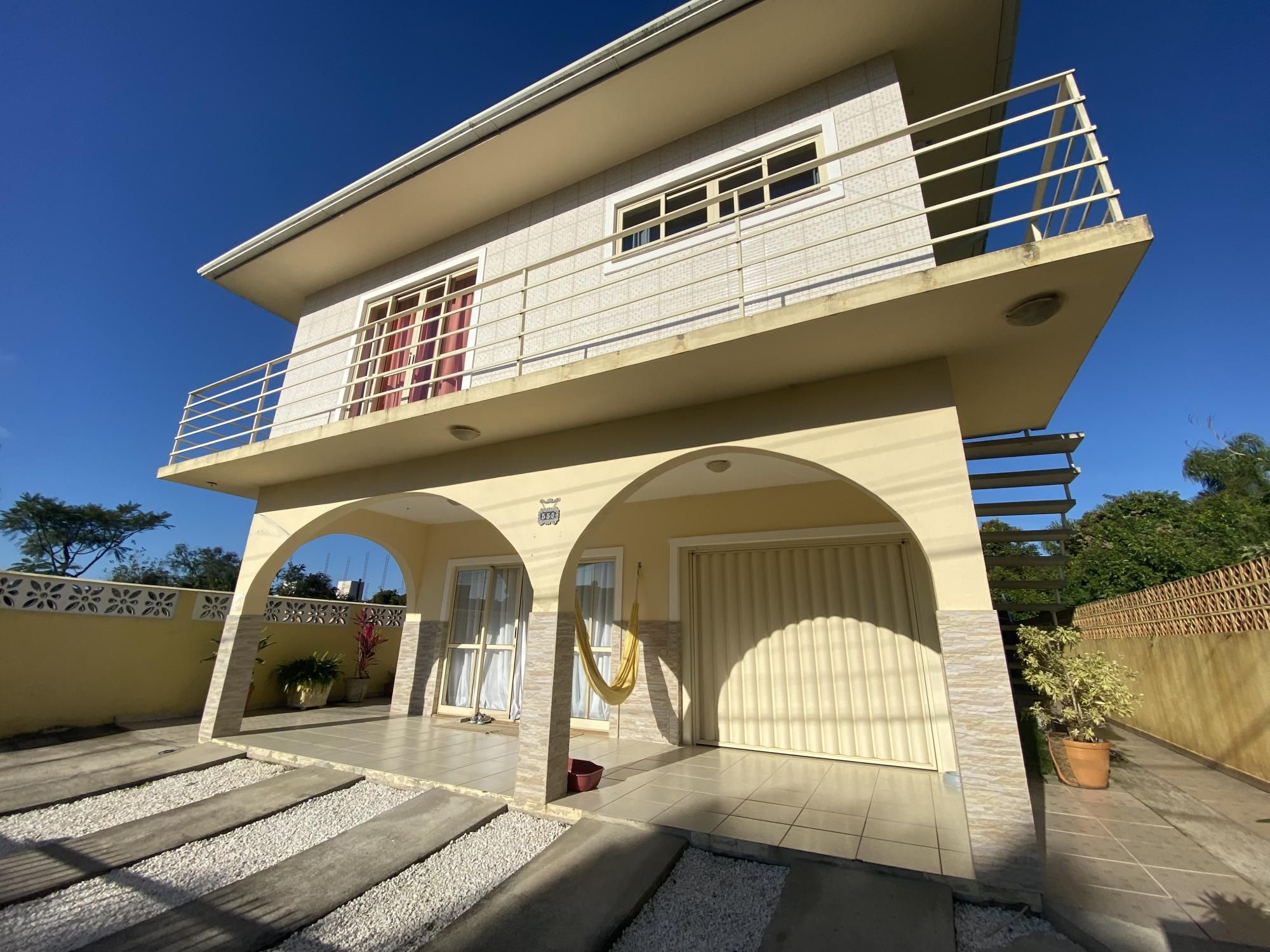Casa com 6 Dormitórios à venda, 250 m² por R$ 1.200.000,00