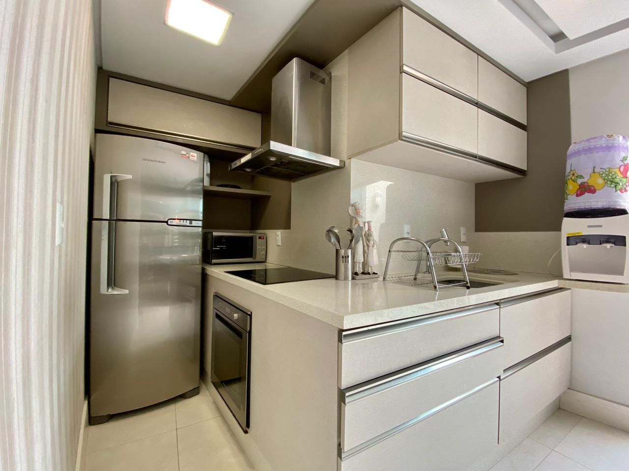 Apartamento com 3 Dormitórios para alugar, 95 m² por R$ 280,00