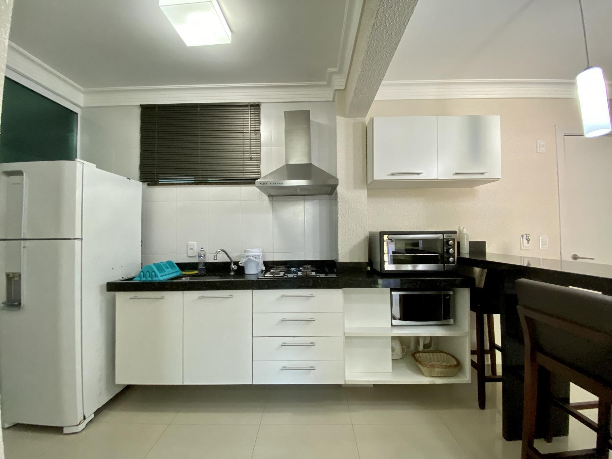 Apartamento com 1 Dormitórios para alugar, 44 m² valor à combinar