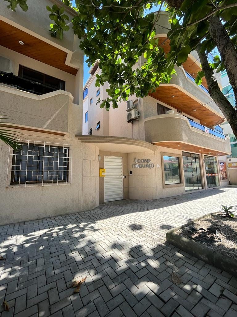 Apartamento à venda  no Bombas - Bombinhas, SC. Imóveis