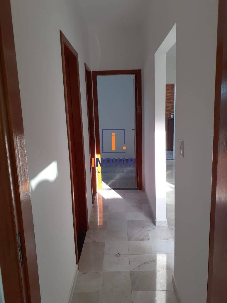 Casa à venda com 3 quartos, 90m² - Foto 17