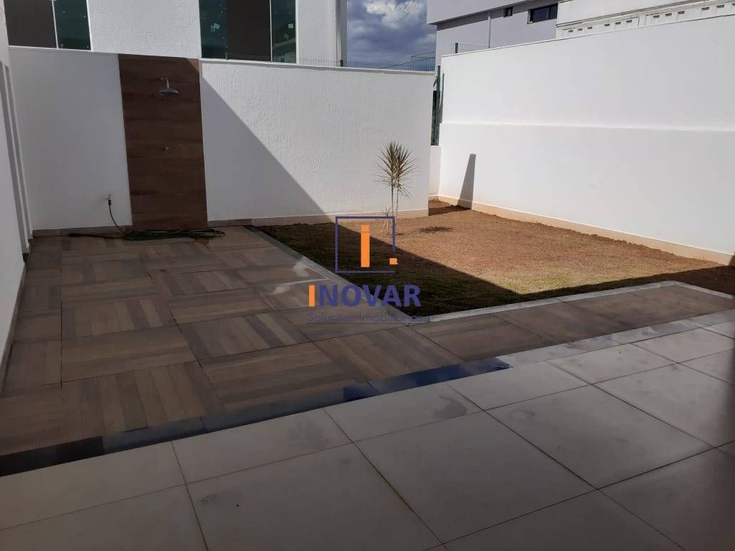 Casa de Condomínio à venda com 4 quartos, 217m² - Foto 22