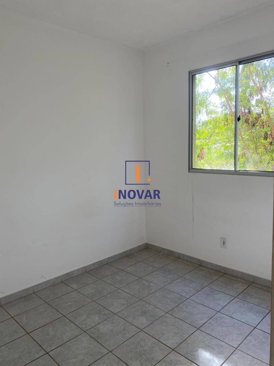 Apartamento à venda com 3 quartos, 54m² - Foto 2