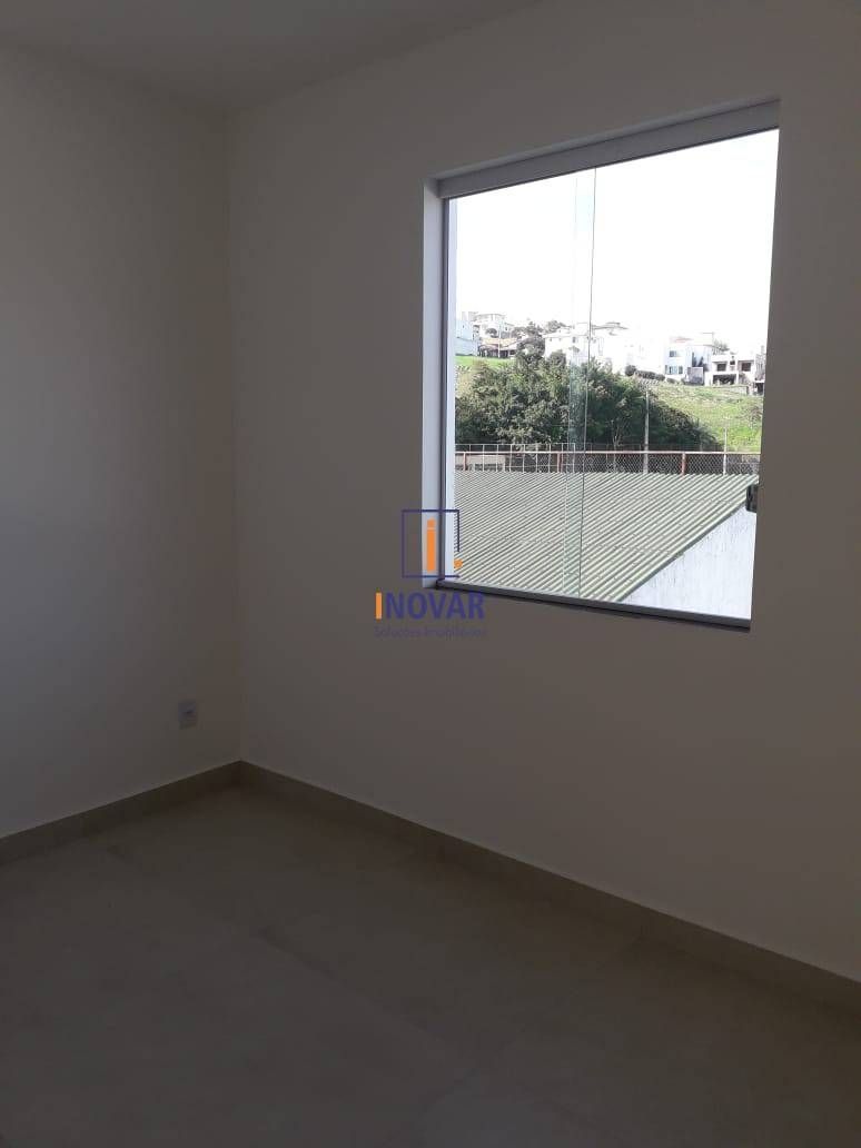 Casa à venda com 2 quartos, 55m² - Foto 20