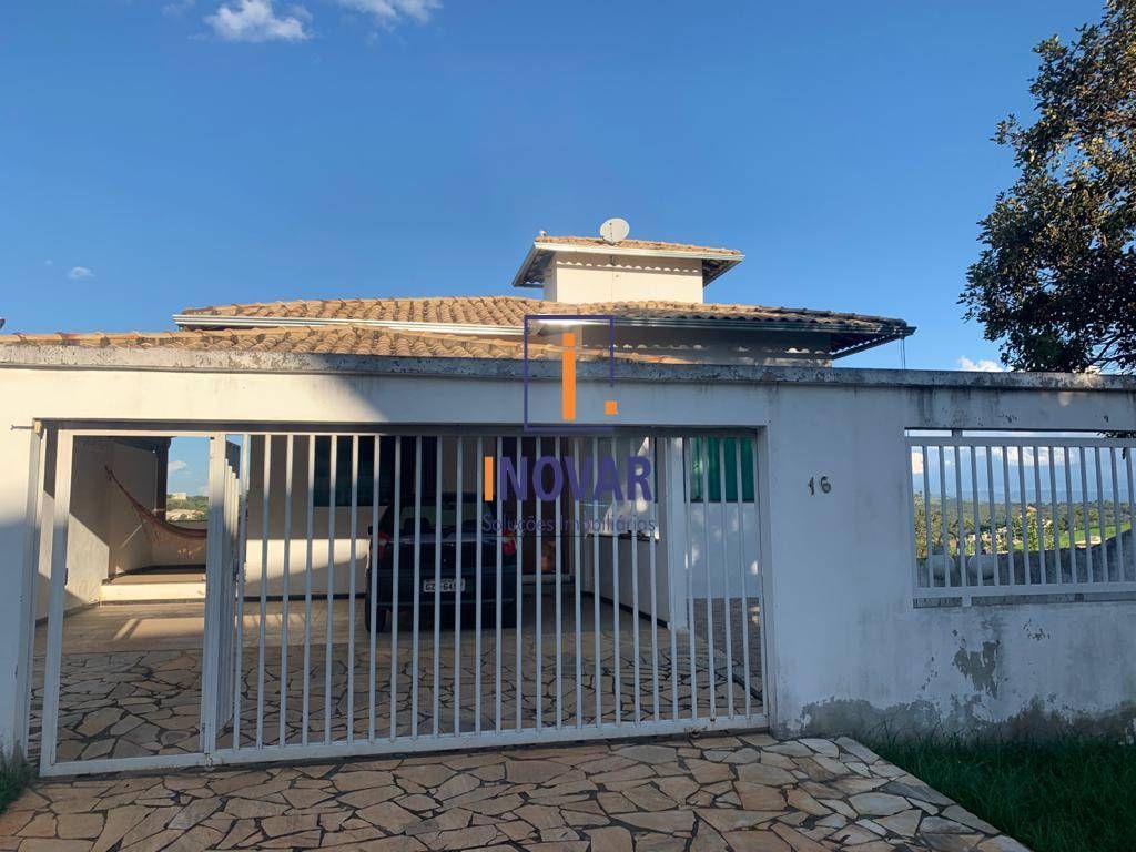 Casa de Condomínio à venda com 4 quartos, 165m² - Foto 1